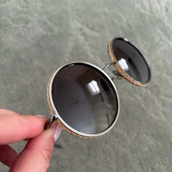 Chanel Black Round Sunglasses - Picture 4 of 9